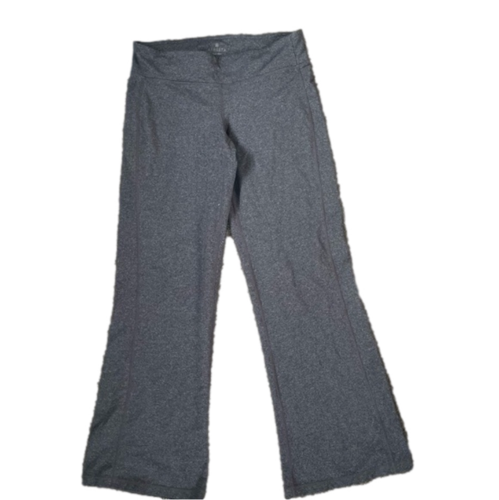 Athlete flare cropped pants